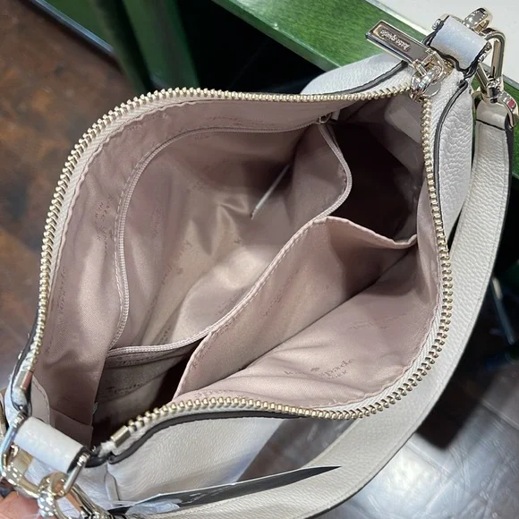 Kate Spade Rosie Shoulder Bag With Tech Attachment AirPod 
Parchment 
NWT - Picture 16 of 16